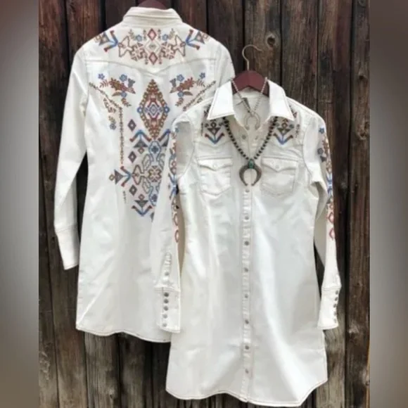 StetsonEmbroidered White Long Sleeve Dress Small - Picture 4 of 10